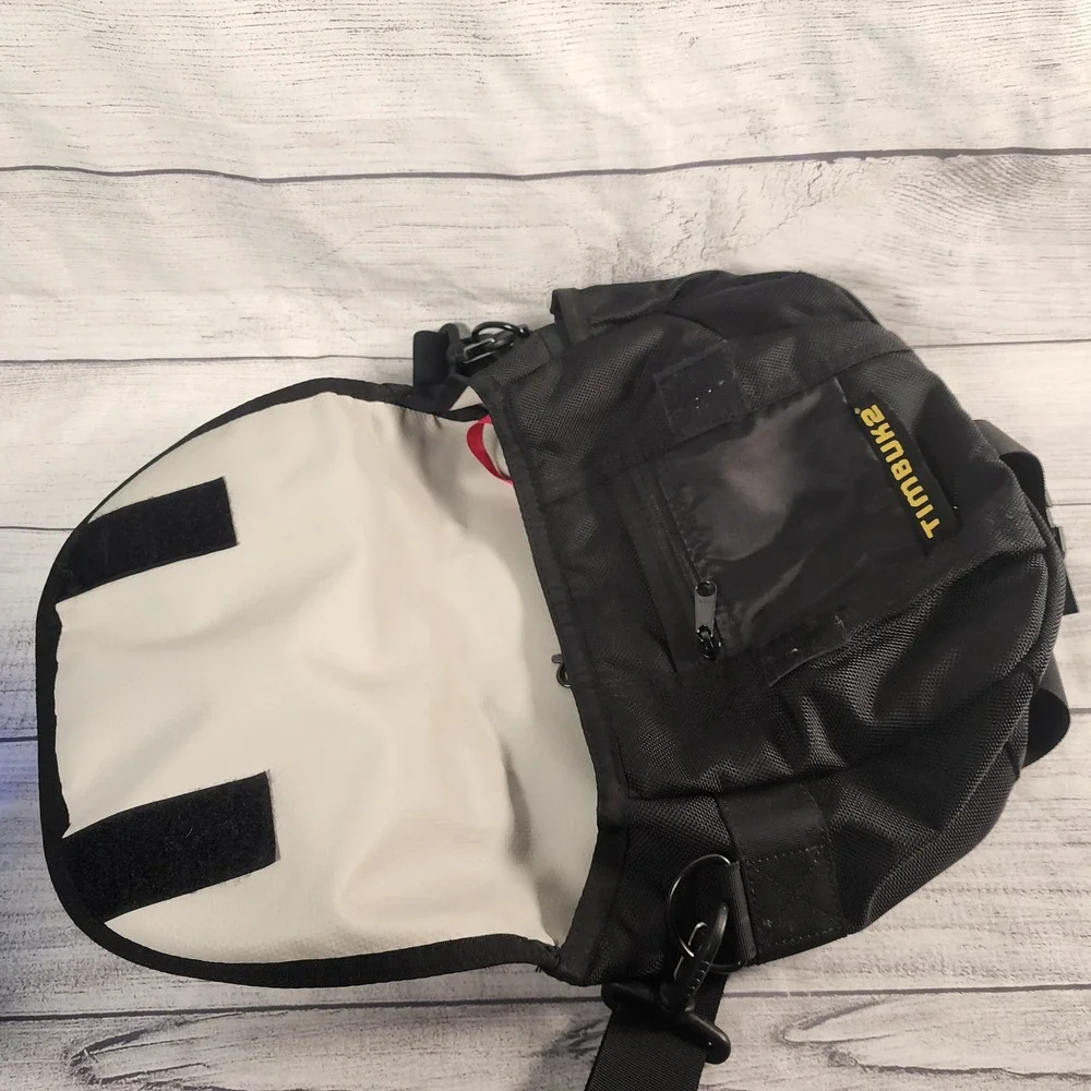 Timbuk2 Black Ballistic Nylon Messenger Bag Small Crossbody Commuter Travel